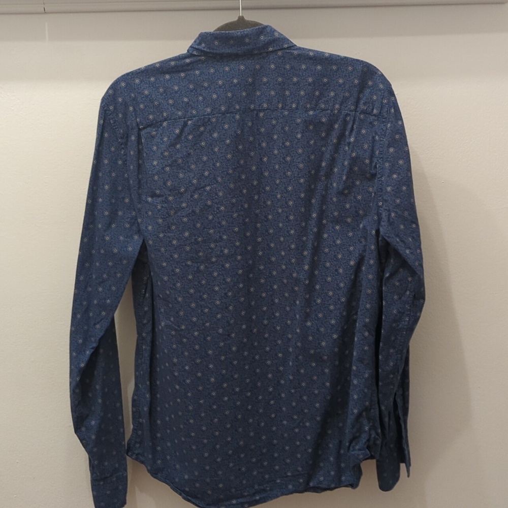 Gap Navy Patterned Button Down Shirt - image 3